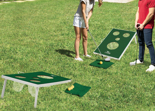 Golf chipping game